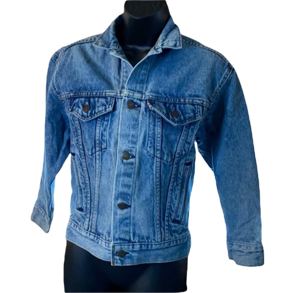 Levi’s vintage trucker jacket. Size small.